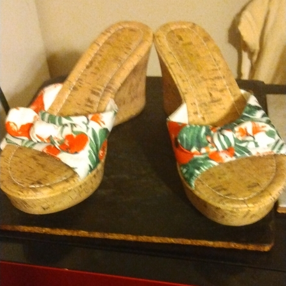 Hot Tomato Shoes - Hot Tomato Floral Cork Platform Sandals